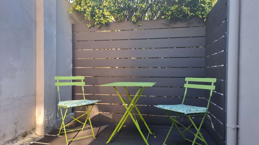 To Let 1 Bedroom Property for Rent in Gardens Western Cape